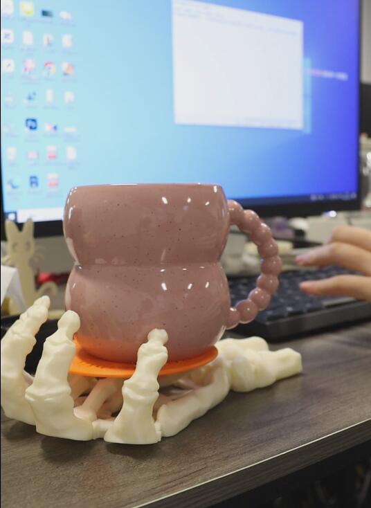 Print your own unique skull cup holder with pla plus filament: a wonderful journey from stress to fun - UJOYBIO